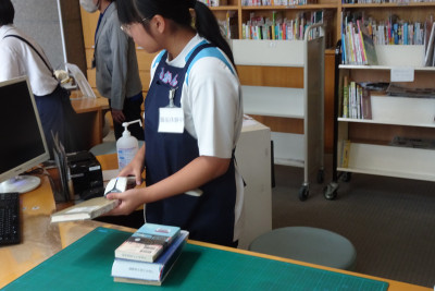 図書館　りんく２